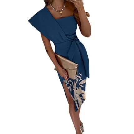 Elegant Sleeveless Pencil Dress